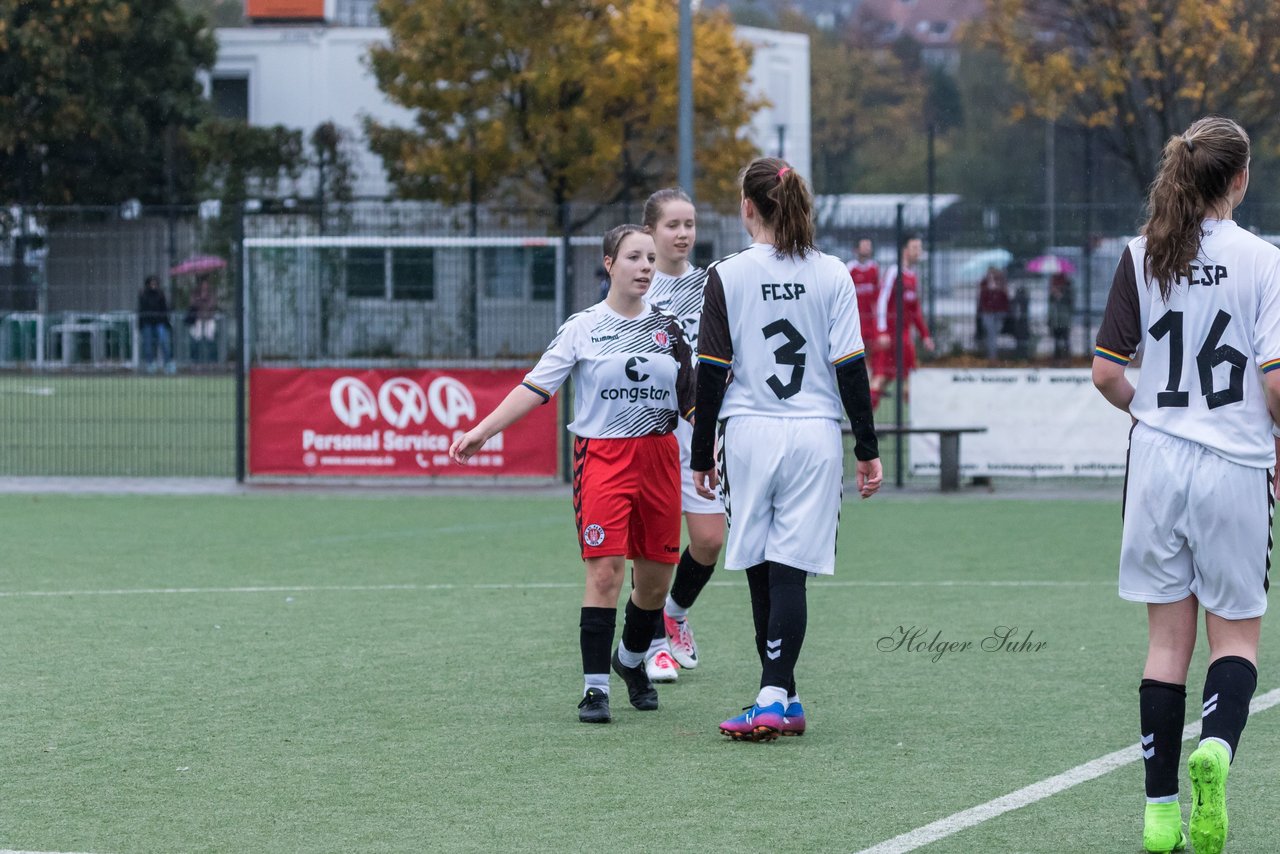 Bild 308 - B-Juniorinnen FC St.Pauli . Braedstrup IF : Ergebnis: 4:1